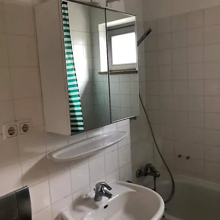 11- Near Ber For 4 Guests & Not Far To Tesla Daire