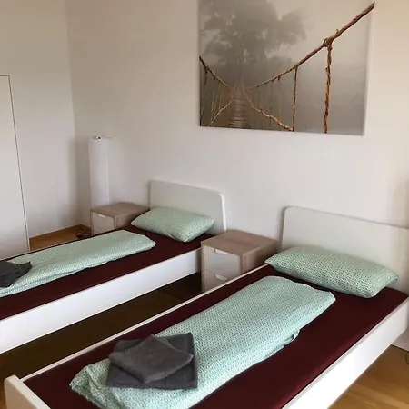 11- Near Ber For 4 Guests & Not Far To Tesla