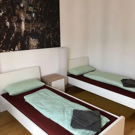 11- Near Ber For 4 Guests & Not Far To Tesla Daire *